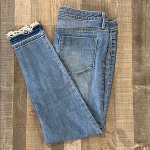 Mossimo jeans size 30 waist. Or size 10.